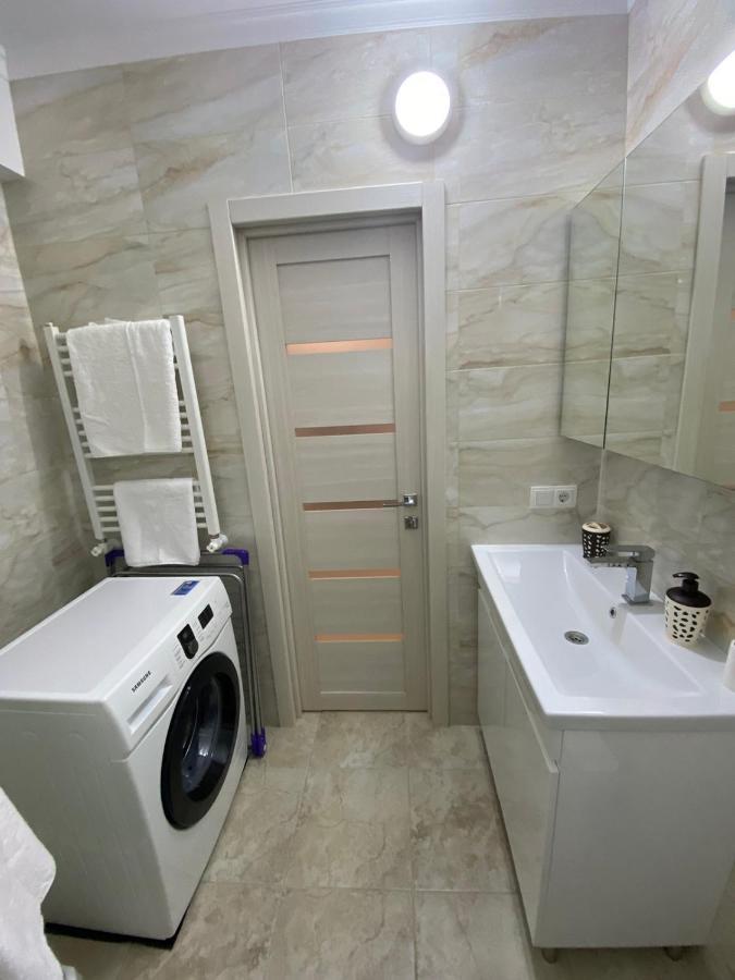 All New Apartment With Best View Near Shopping Malldova キシナウ エクステリア 写真